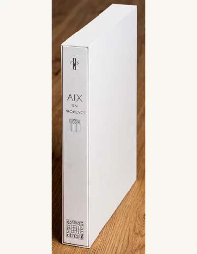 "Aix-en-Provence" par Fernand Pouillon, 1976, nouvelle édition augmentée de "Ordonnances", 1953.